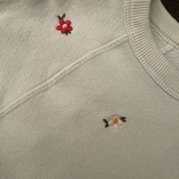 The Great Embroidered Cream Sweatshirt - size 0 - Picture 2 of 4